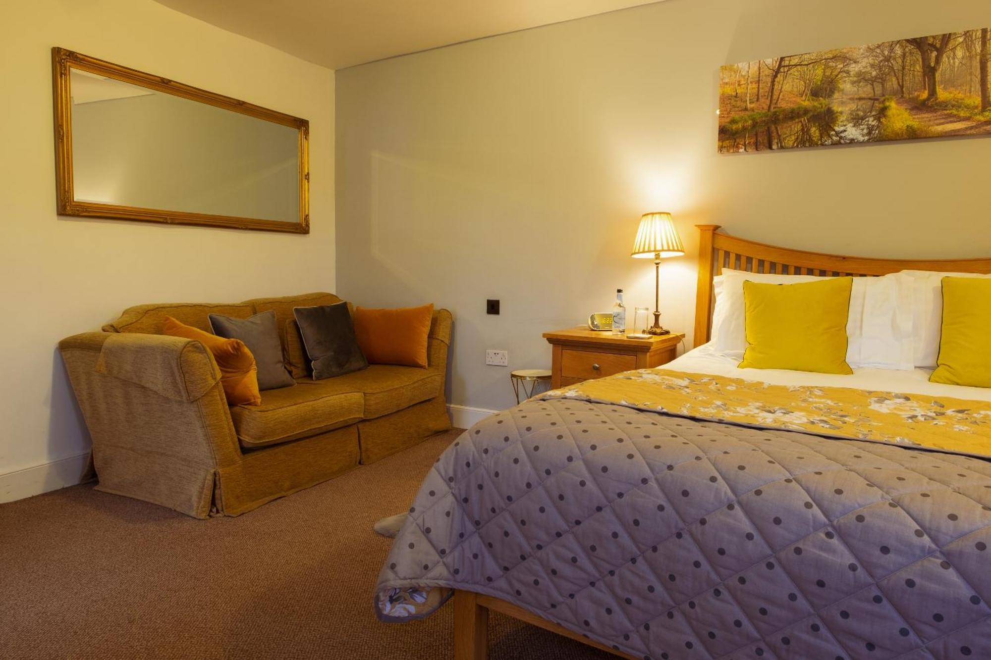 Kings Arms Hotel Abergavenny Habitación foto