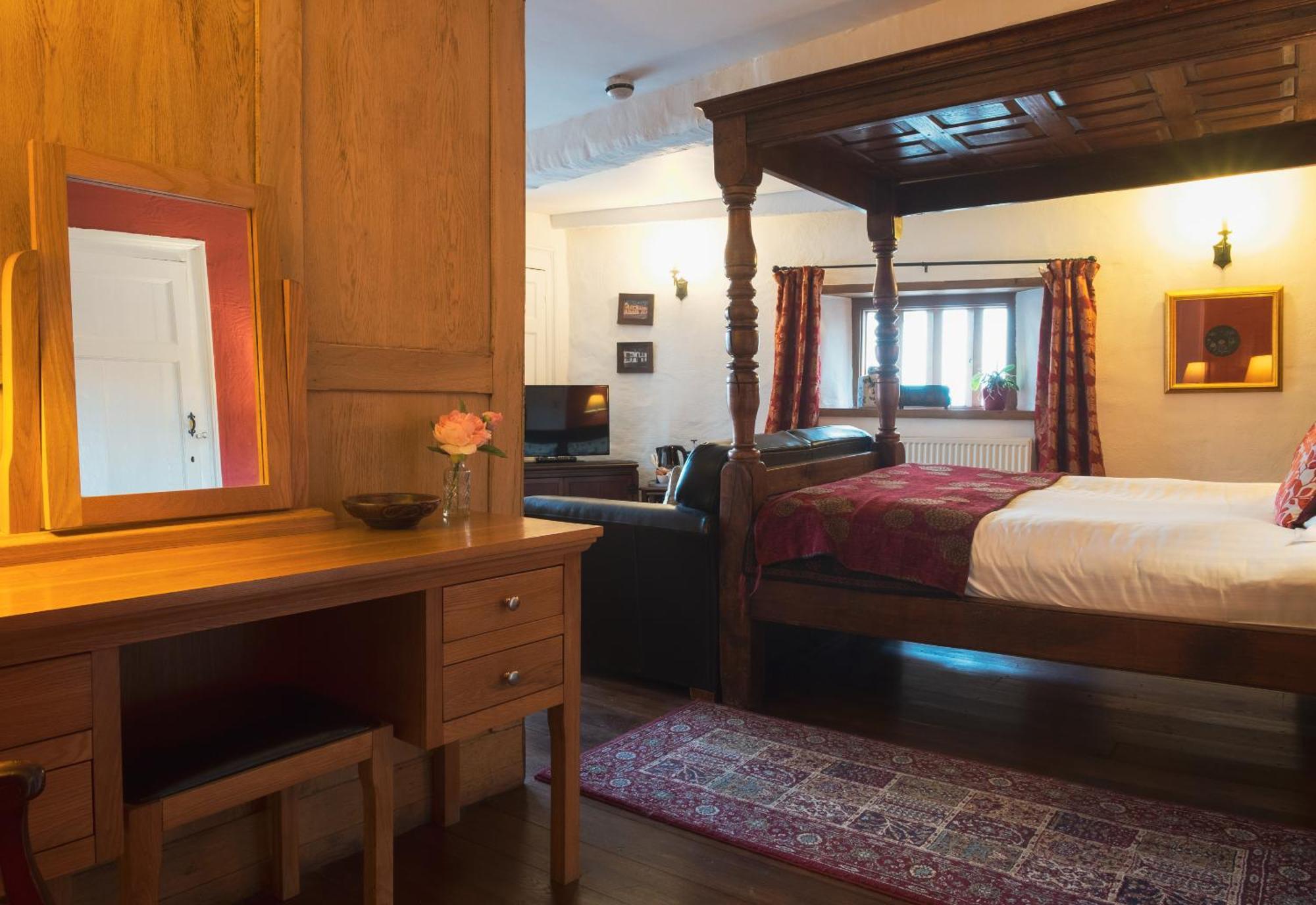 Kings Arms Hotel Abergavenny Habitación foto